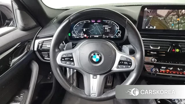 BMW 5 Series (G30) 2021 Черный из Кореи, фото 4