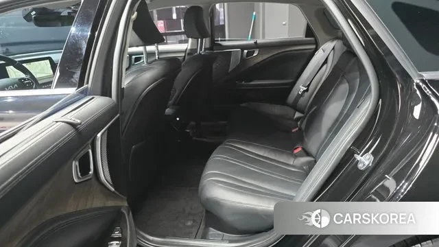 Kia K8 Hybrid 2023 Черный из Кореи, фото 4