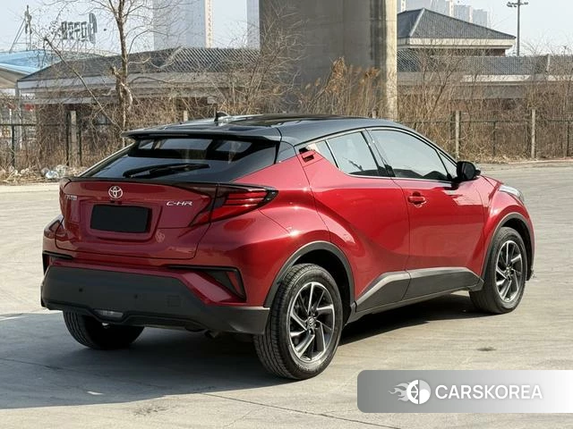 Toyota C-HR 2022 Красный из Китая, фото 4