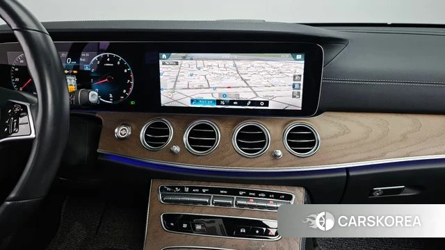 Mercedes-Benz E-Class W213 2022 Синий из Кореи, фото 4