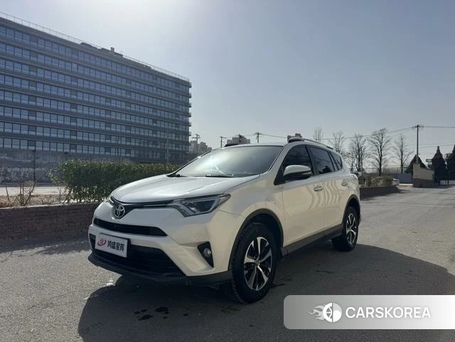 Toyota RAV4 Rongfang 2018 Белый из Китая, фото 4