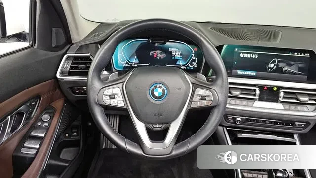 BMW 3 Series (G20) 2022 Белый из Кореи, фото 4