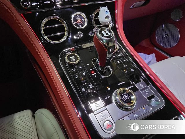 Bentley Continental GT 3rd Generation 2021 Белый из Кореи, фото 4
