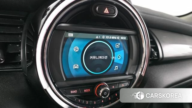 Mini Cooper 2021 Черный из Кореи, фото 4