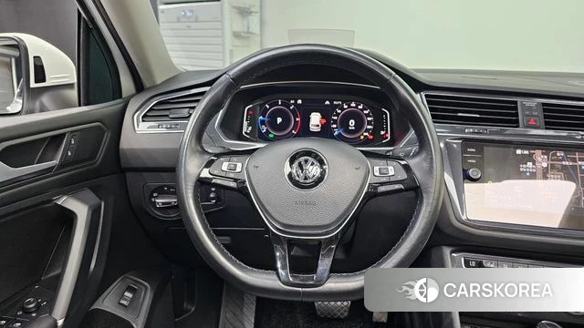 Volkswagen Tiguan Allspace 2020 Белый из Кореи, фото 4