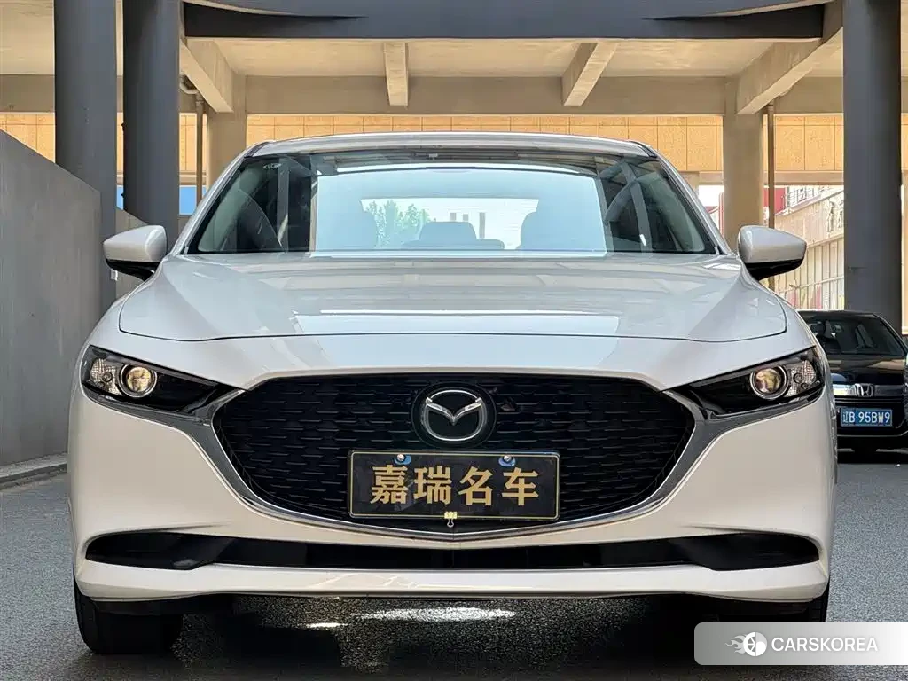 Mazda 3 2025 Белый из Китая, фото 4