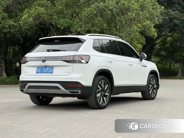 Volkswagen Tanyue 2023 Белый из Китая, фото 4