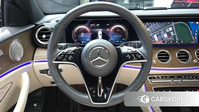 Mercedes-Benz E-Class W213 2023 Черный из Кореи, фото 4