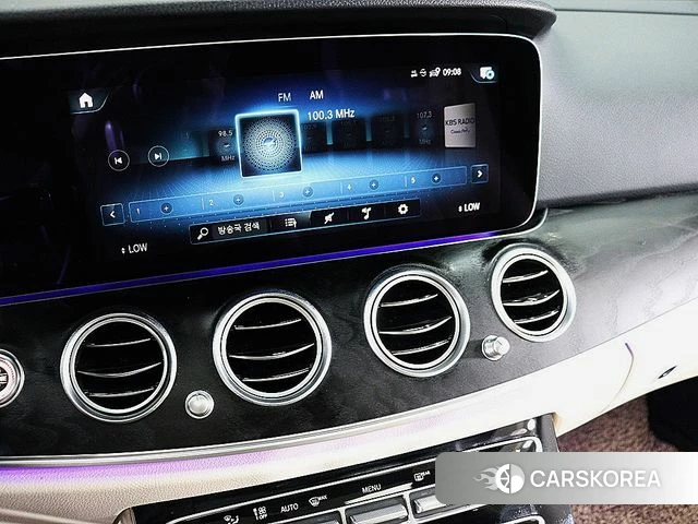 Mercedes-Benz E-Class W213 2023 Белый из Кореи, фото 4