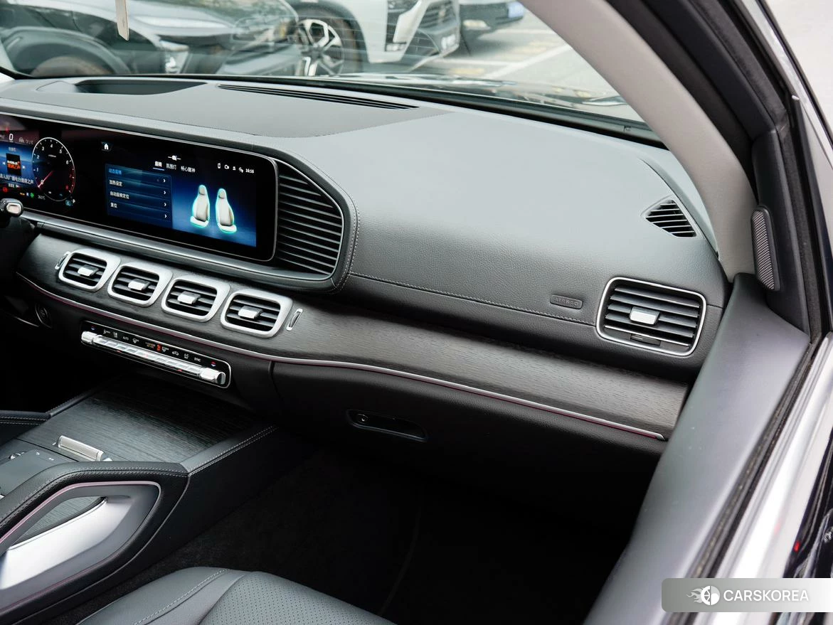 Mercedes-Benz GLE (import) 2023 Черный из Китая, фото 4