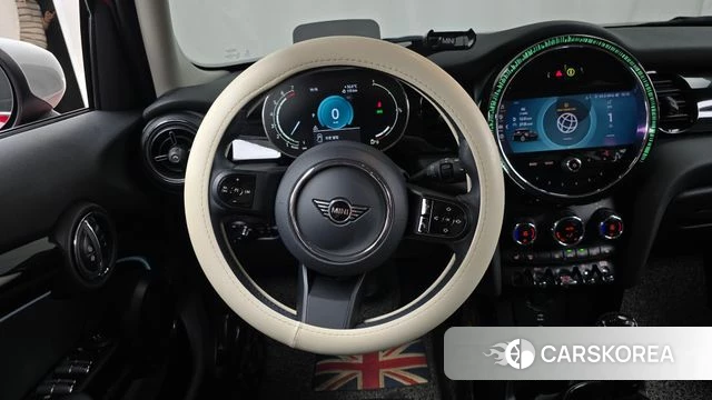 Mini Cooper 2022 Красный из Кореи, фото 4