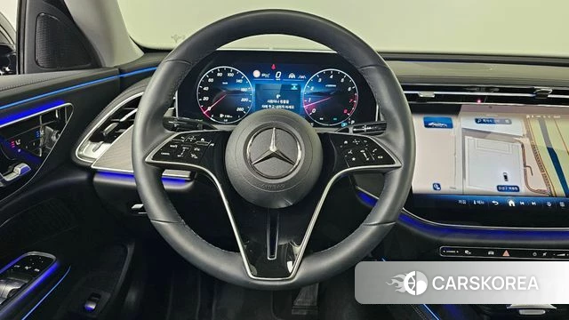 Mercedes-Benz E-Class W214 2024 Черный из Кореи, фото 4