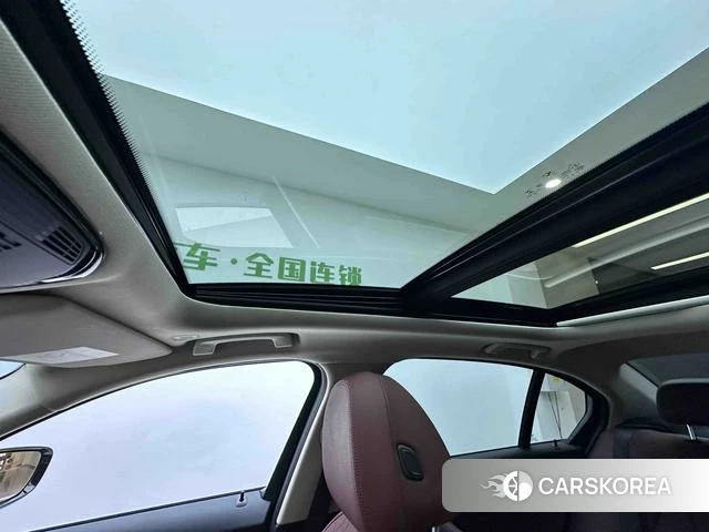 BMW 3 series 2022 Белый из Китая, фото 4