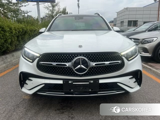 Mercedes-Benz GLC 2023 Белый из Китая, фото 4