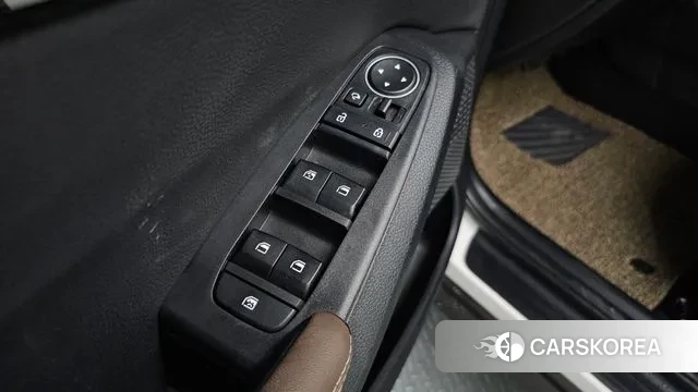 Kia Seltos 2022 Белый из Кореи, фото 4