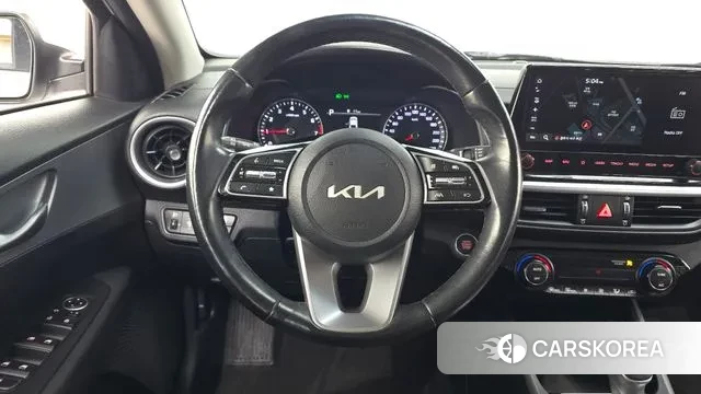 Kia The New K3 2nd generation 2021 Белый из Кореи, фото 4