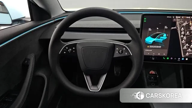 Tesla Model 3 2024 Небесно-голубой из Кореи, фото 4