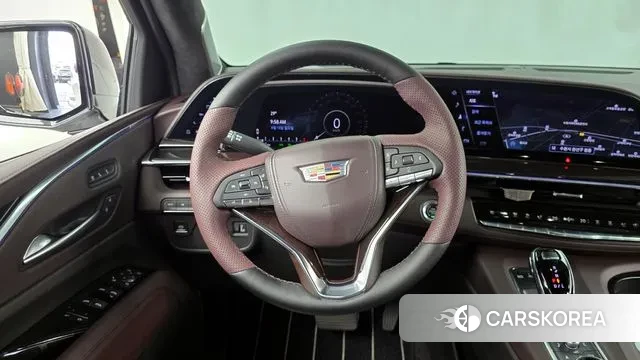 Cadillac Escalade 5th Generation 2023 Белый из Кореи, фото 4
