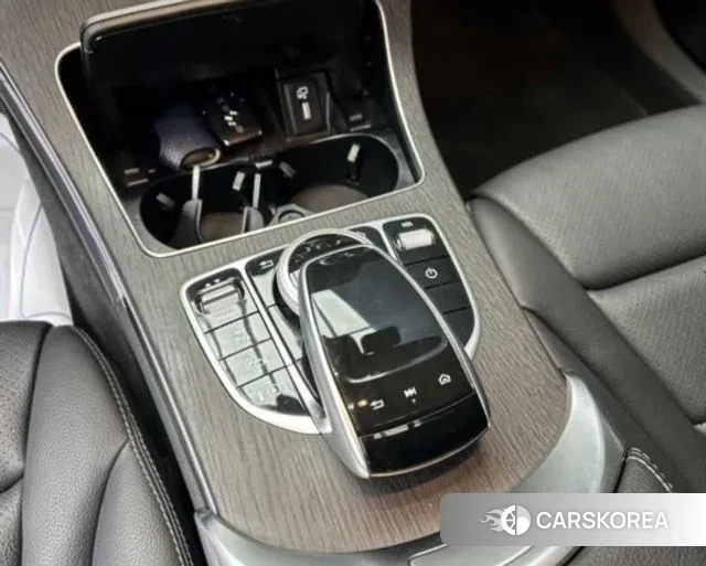 Mercedes-Benz C-Class W205 2021 Белый из Кореи, фото 4