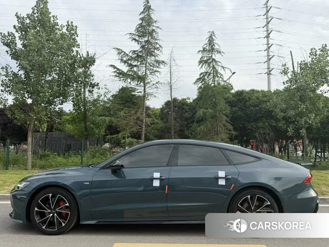 Audi A7 2021 Зеленый из Китая, фото 4