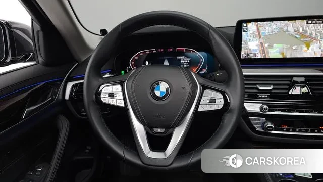 BMW 5 Series (G30) 2023 Серый из Кореи, фото 4