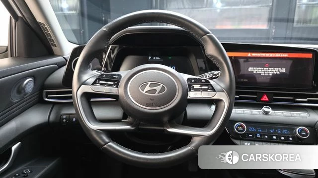 Hyundai The New Avante (CN7) 2023 Белый из Кореи, фото 4