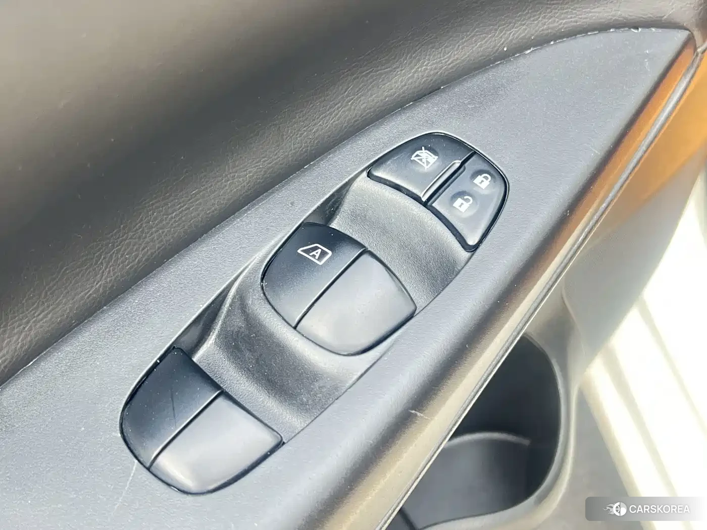 Nissan Sylphy 2023 Белый из Китая, фото 4