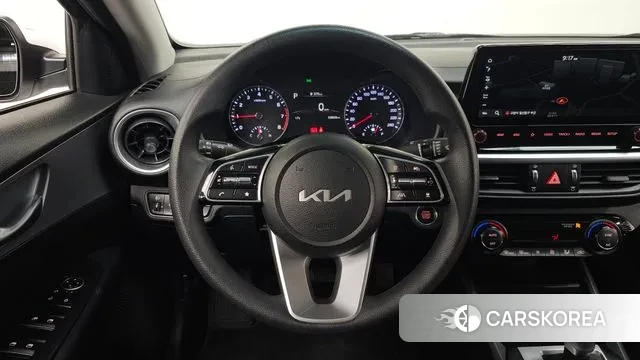 Kia The New K3 2nd generation 2021 Белый из Кореи, фото 4