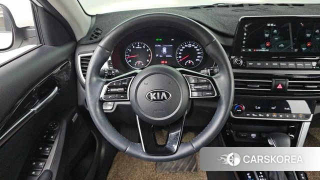 Kia Seltos 2021 Белый из Кореи, фото 4