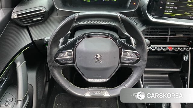 Peugeot 2008 Second generation 2020 Белый из Кореи, фото 4