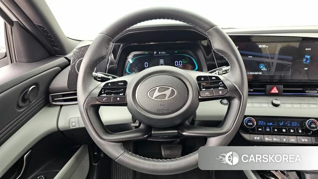 Hyundai The New Avante Hybrid (CN7) 2023 Белый из Кореи, фото 4