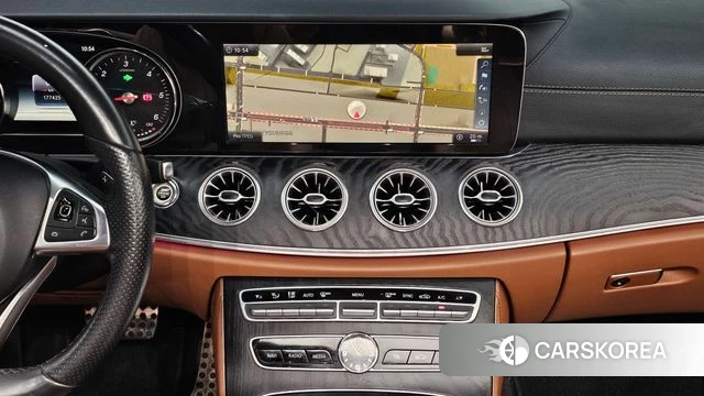 Mercedes-Benz E-Class W213 2018 Белый из Кореи, фото 4