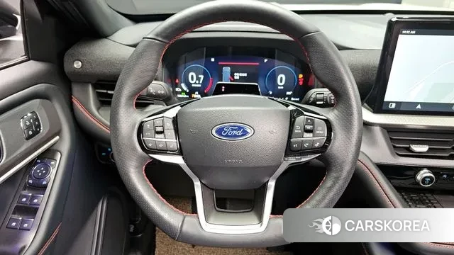 Ford Explorer 6th Generation 2025 Белый из Кореи, фото 4