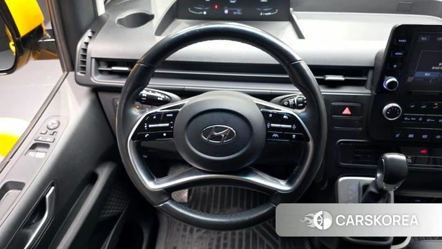 Hyundai Staria 2022 Желтый из Кореи, фото 4