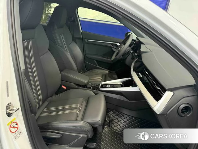 Audi A3 2022 Белый из Китая, фото 4