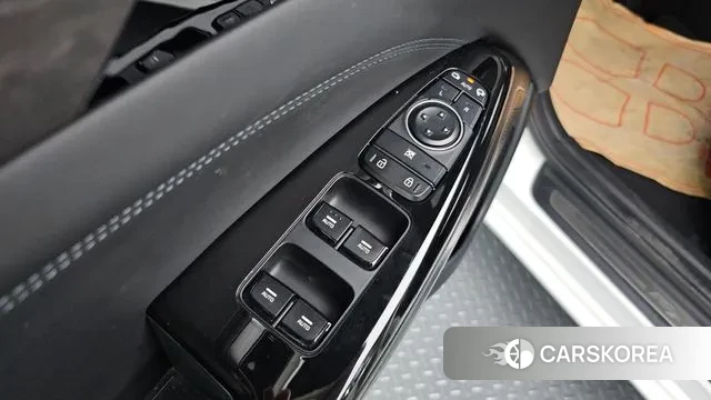 Kia K7 Premier Hybrid 2021 Белый из Кореи, фото 4