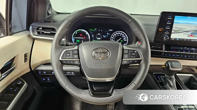 Toyota Sienna 4th Generation 2021 Белый из Кореи, фото 4