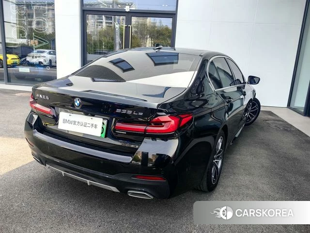 BMW 5 series PHEV 2021 Черный из Китая, фото 4