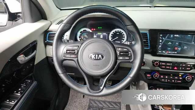 Kia Niro 2019 Белый из Кореи, фото 4