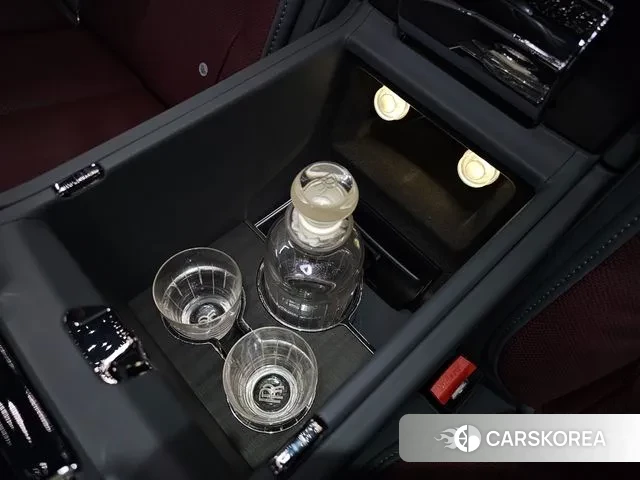 Rolls-Royce Ghost 2nd Generation 2021 Черный из Кореи, фото 4