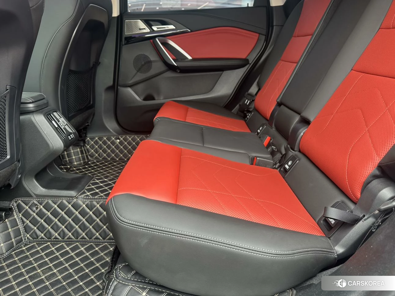 BMW X1 2023 Темно-серый из Китая, фото 4