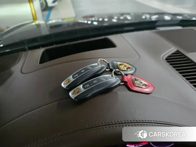 Porsche Cayenne (PO536) 2021 Черный из Кореи, фото 4