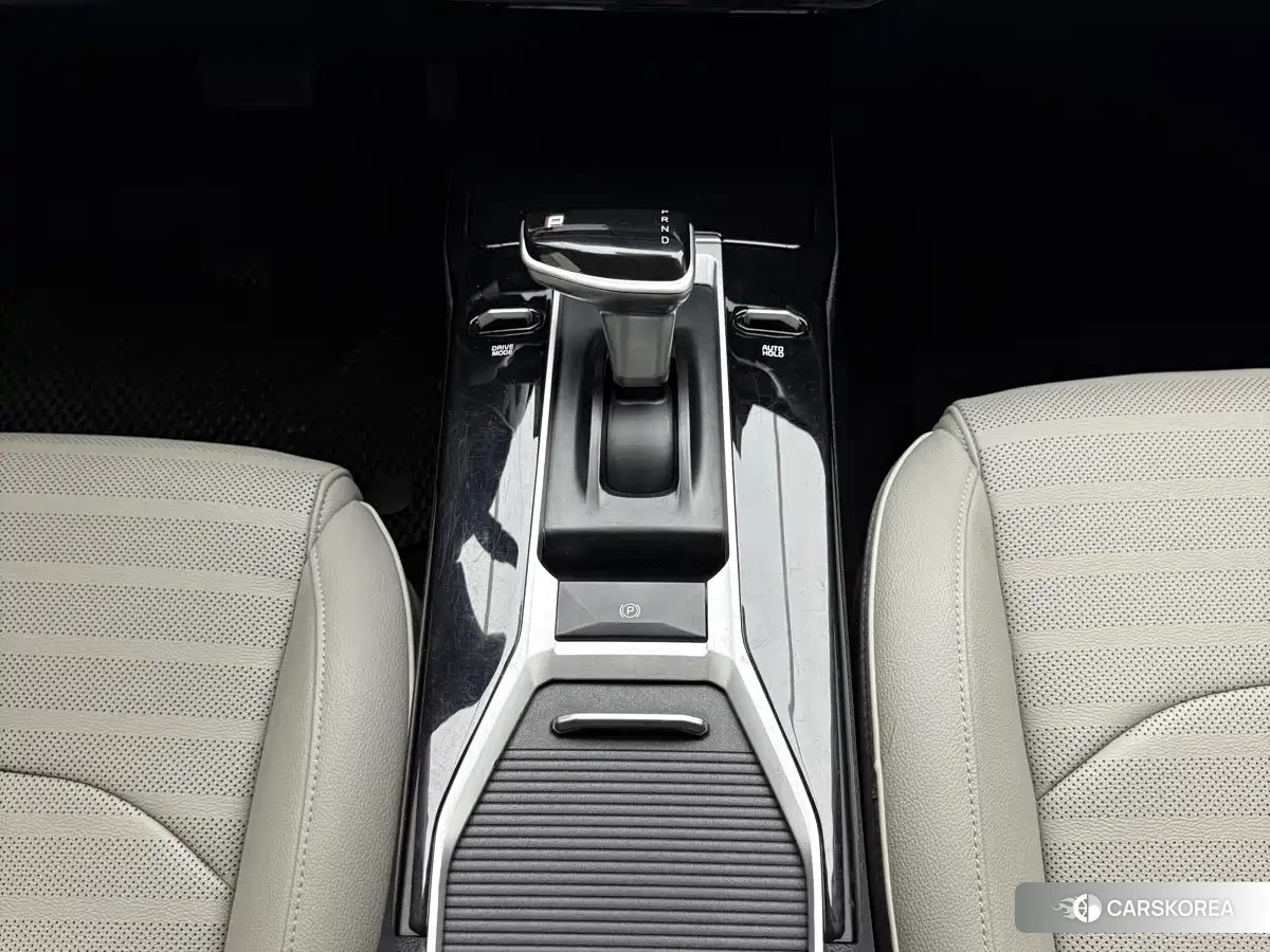 Kia K3 2022 Белый из Китая, фото 4