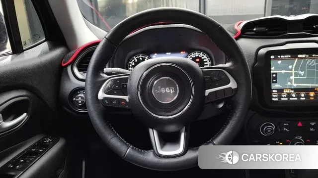 Jeep Renegade 2024 Черный из Кореи, фото 4