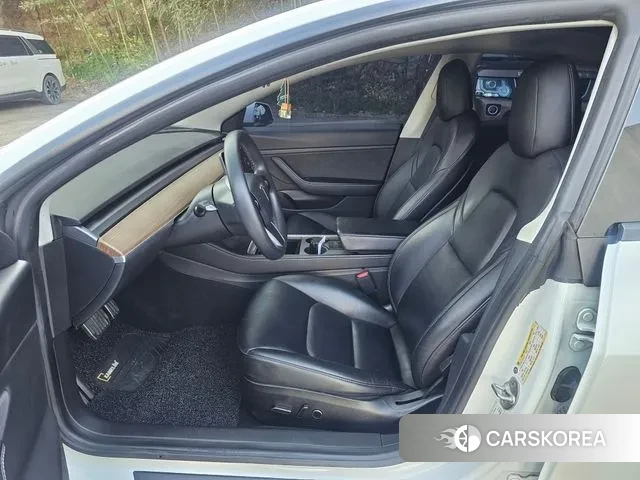 Tesla Model 3 2021 Белый из Кореи, фото 4