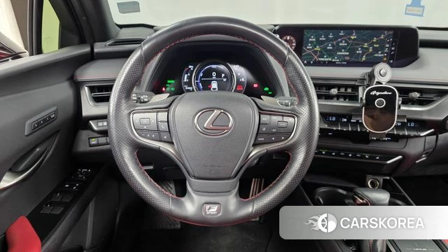 Lexus UX250h 2020 Красный из Кореи, фото 4