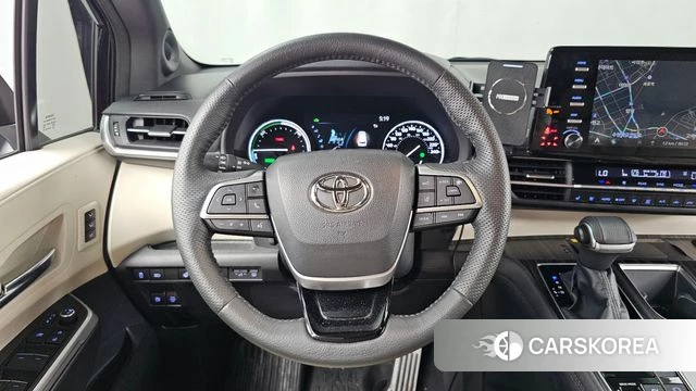 Toyota Sienna 4th Generation 2022 Черный из Кореи, фото 4