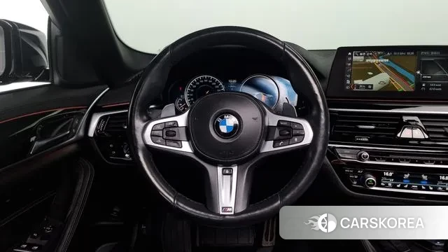 BMW 5 Series (G30) 2018 Черный из Кореи, фото 4