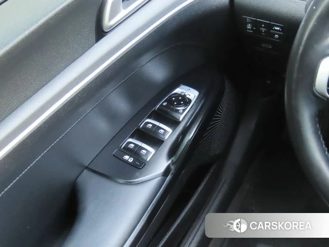 Kia K5 3rd generation 2023 Белый из Кореи, фото 4