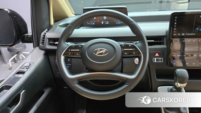 Hyundai Staria 2023 Черный из Кореи, фото 4
